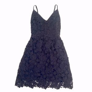 NWT Abercrombie, navy lace dress XXS